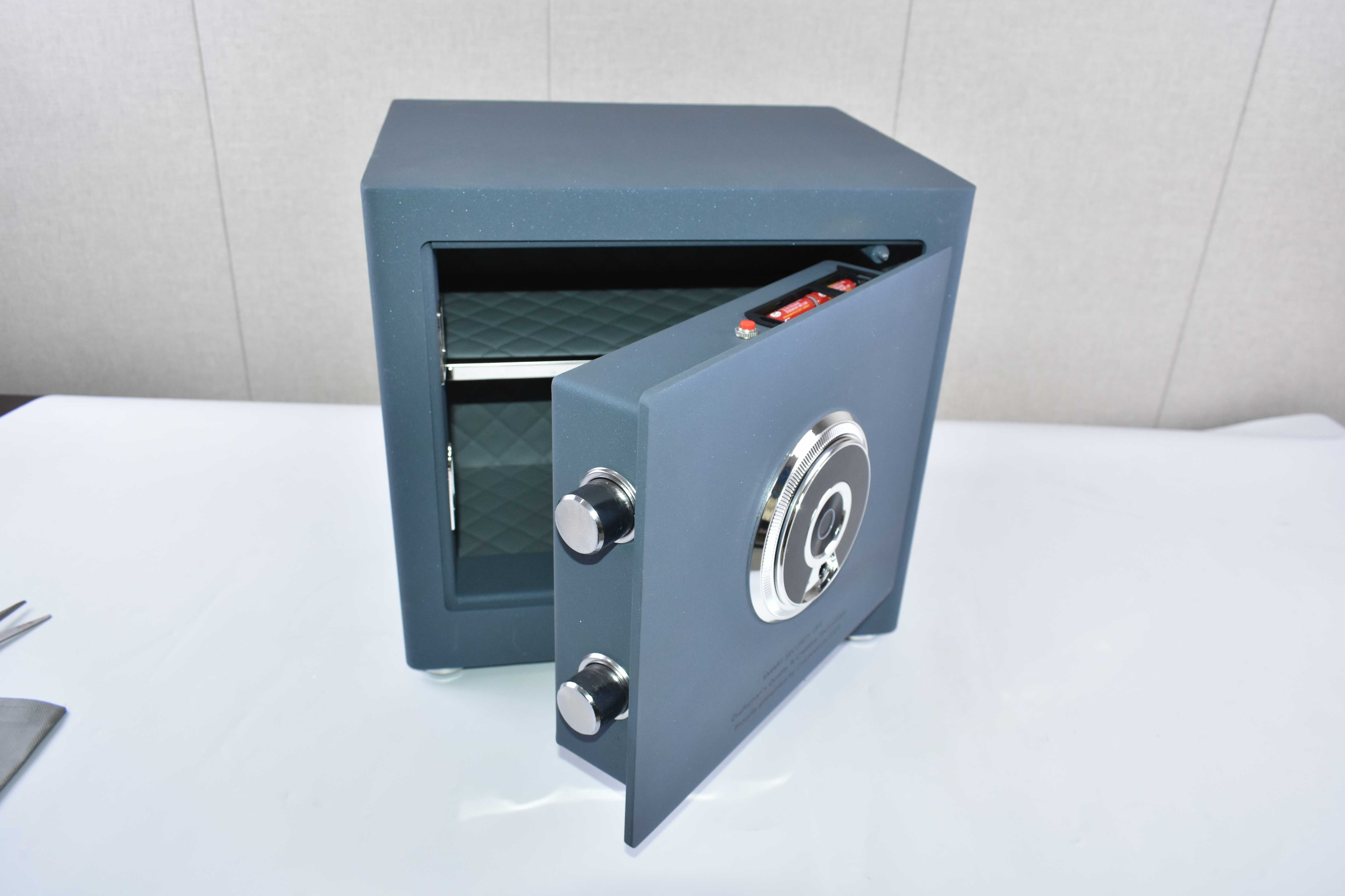 Aegis 35-Ck Automatic opening